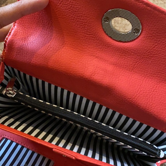 Charming Charlie Shoulder Bag W/Handles & Wallet - Picture 10 of 11